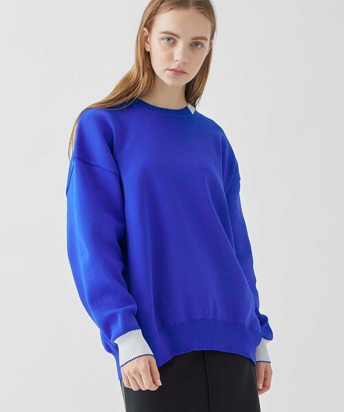 A + TOKYO（エープラストウキョウ）の「【洗える/軽量】ポイントカラーオーバーニットトップス（ニット/セーター・レディース・ブルー/ブラック/ラベンダー/イエロー/ベージュ・FREE）」の4枚目の写真