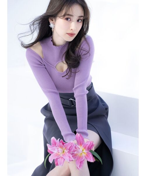 MERCURYDUO（マーキュリーデュオ）の「2wayレイヤード風リブニット（ニット/セーター・レディース・オフホワイト/ライトブルー/ブラック/パープル・FREE）」の17枚目の写真