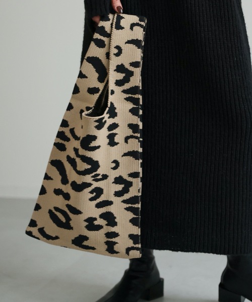 ap retro(アプレトロ)の「ジャガードニットマルシェバッグ(トートバッグ・レディース・ホワイト/ブラウン・FREE)」の7枚目の写真