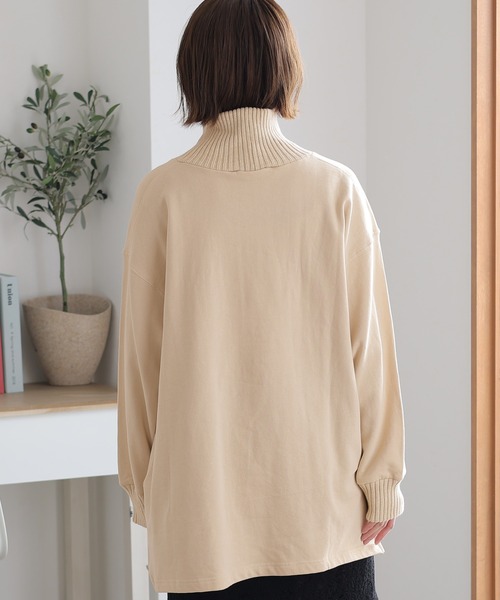 ElegChic(エレグシック)の「ニットドッキング裏起毛プルオーバー(Tシャツ/カットソー・レディース・ブラック/杢グレー/ライトカーキ/ライトベージュ・M/4L/XL)」の8枚目の写真