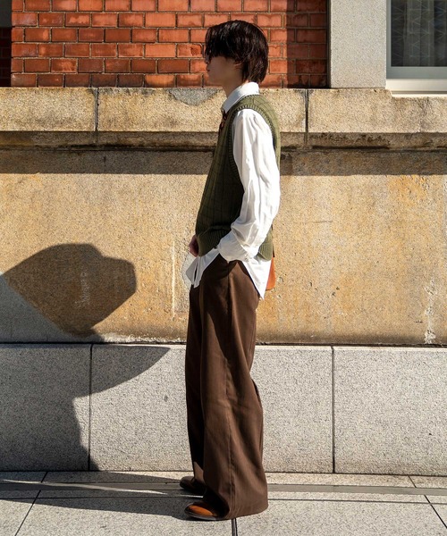 INTERPLAY(インタープレイ)の「【INTERPLAY x TAKERU】ウィンドペーン ニット ベスト(ベスト・メンズ・ダークグリーン/マスタード/ボルドー・FREE)」の12枚目の写真