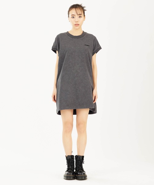 X-girl（エックスガール）の「FADED COLOR DRESS（ワンピース・レディース・ホワイト/ピンク/チャコール・M/S）」の20枚目の写真