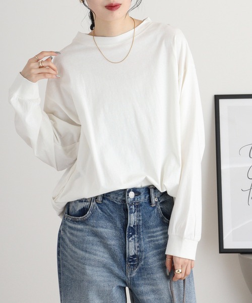 atONE（アットワン）の「atONE 後ろボタンロングスリーブカットソー（Tシャツ/カットソー・レディース・オフホワイト/ブラック/カーキ/杢グレー/チャコールグレー・4L～5L/LL～3L/M-L）」の2枚目の写真