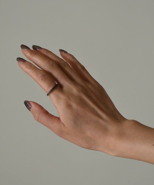 UNKNOWN.(アンノウン)の「【UNKNOWN.】リング / KNOT1(リング・レディース・シルバー・MEDIUM/SMALL)」の1枚目の写真