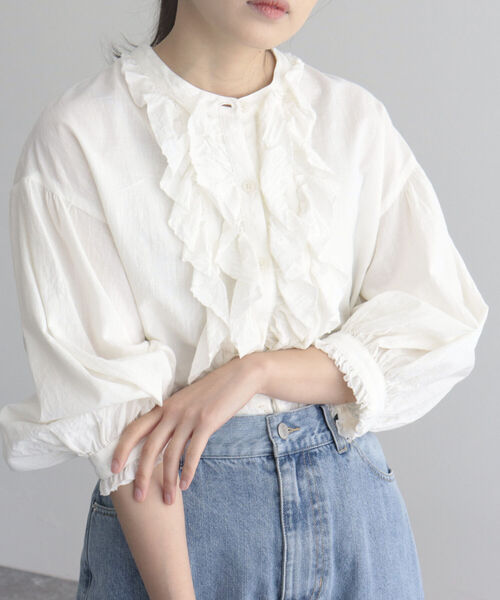 fredy emue(フレディエミュ)の「【fredyemueフレディエミュ】コットンスラブフリルブラウス(シャツ/ブラウス・レディース・オフホワイト/イエロー/ブラック/ラベンダー・38)」の12枚目の写真