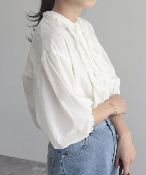 fredy emue(フレディエミュ)の「【fredyemueフレディエミュ】コットンスラブフリルブラウス(シャツ/ブラウス・レディース・オフホワイト/イエロー/ブラック/ラベンダー・38)」の14枚目の写真