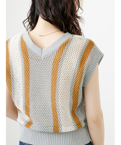 Samansa Mos2 blue（サマンサモスモスブルー）の「前後2wayストライプニットベスト（ベスト・レディース・カーキ/モカ/グレー・ﾌﾘ-）」の15枚目の写真