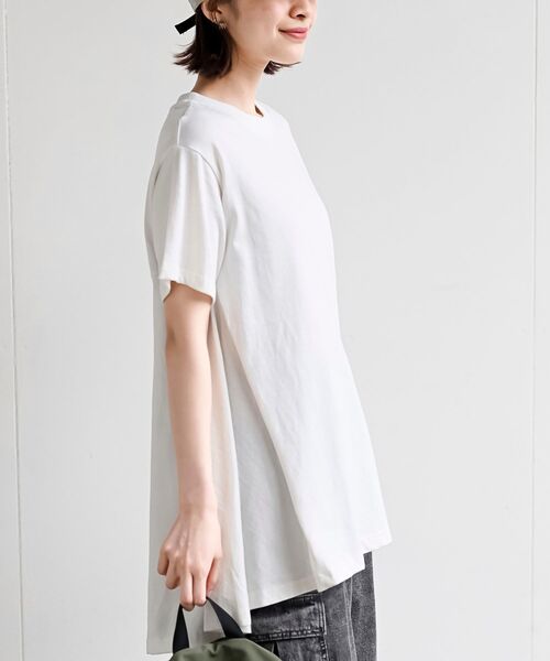 rps(アールピーエス)の「BACKフレアーT(Tシャツ/カットソー・レディース・アイボリー/モカ/ブルー/ブラック・フリー)」の12枚目の写真