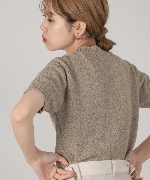 Amiur（エミレ）の「chewy short sleeve tops（Tシャツ/カットソー・レディース・ブラウン系/クリーム・FREE）」の19枚目の写真