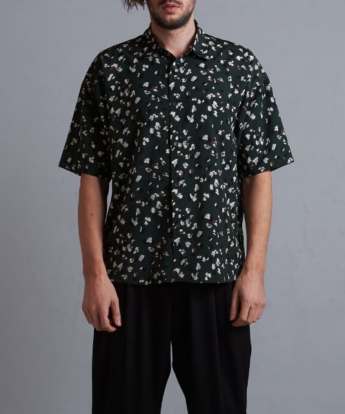 NO ID.（ノーアイディ）の「【NO ID.】All Over Pattern Big Shirt / 総柄 ビッグ シャツ（シャツ/ブラウス・メンズ・ワイン/グリーン/ブラック・ONE SIZE）」の8枚目の写真