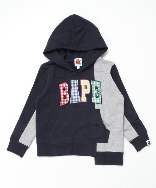 A BATHING APE(アベイシングエイプ)の「BAPE GINGHAM CHECK PATCH PULLOVER HOODIE K(パーカー・キッズ・レッド/ネイビー・130/120/140/110)」の7枚目の写真