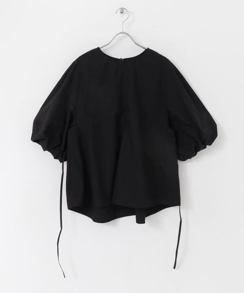 KBF(ケイビーエフ)の「タックボリュームスリーブブラウス(シャツ/ブラウス・レディース・ブラック/オフホワイト/オレンジ・ONE)」の7枚目の写真