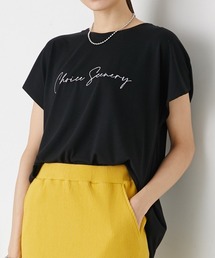 ゆるっと落ち感 ロゴTシャツ