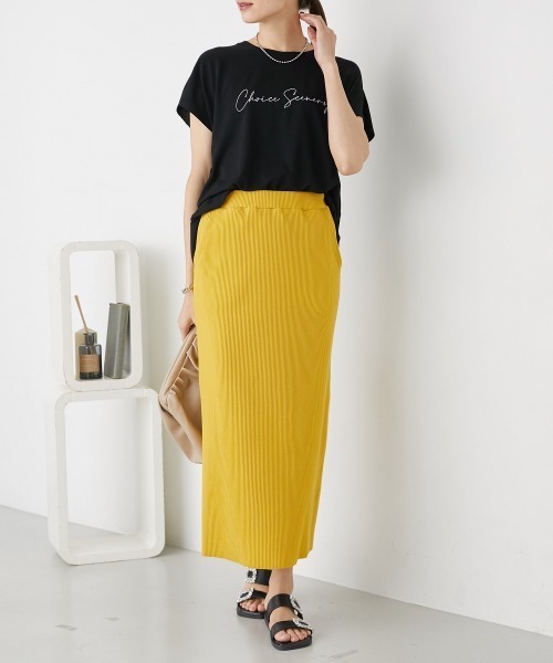 nissen(ニッセン)の「ゆるっと落ち感 ロゴTシャツ(Tシャツ/カットソー・レディース・カーキ/オフホワイト/ブラック/モカ・S/L/LL/M)」の6枚目の写真