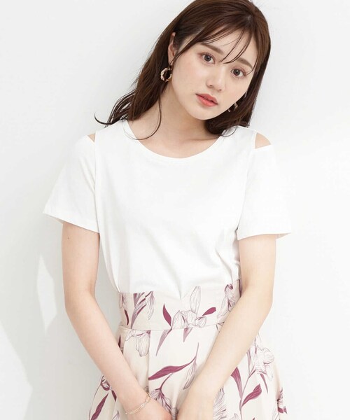 PROPORTION BODY DRESSING(プロポーションボディドレッシング)の「オープンショルダーTシャツ / 1213260701(Tシャツ/カットソー・レディース・ホワイト/ダークグレー/ピンク・FREE)」の2枚目の写真