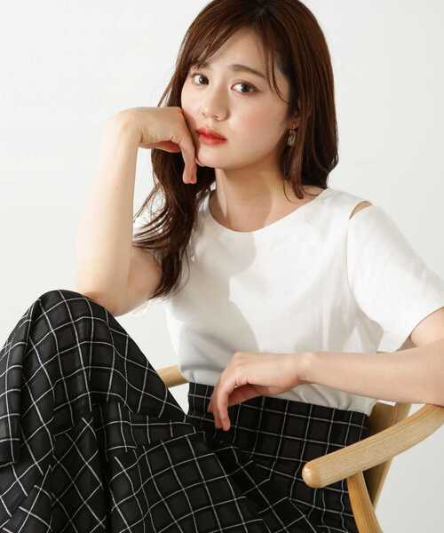 PROPORTION BODY DRESSING(プロポーションボディドレッシング)の「オープンショルダーTシャツ / 1213260701(Tシャツ/カットソー・レディース・ホワイト/ダークグレー/ピンク・FREE)」の8枚目の写真