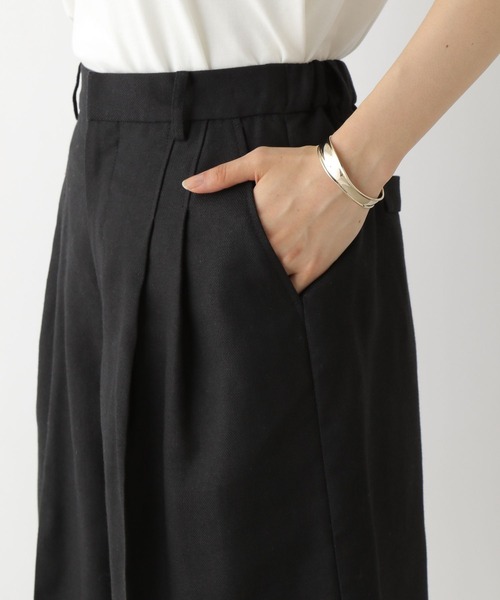 LEPSIM（レプシィム）の「リネン混ツイルハーフパンツ　907097（その他パンツ・レディース・アイボリー/ベージュ/ブラック・MEDIUM/LARGE）」の5枚目の写真