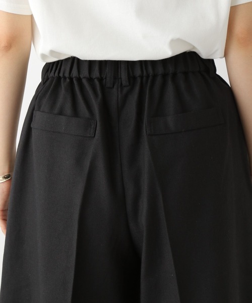 LEPSIM（レプシィム）の「リネン混ツイルハーフパンツ　907097（その他パンツ・レディース・アイボリー/ベージュ/ブラック・MEDIUM/LARGE）」の9枚目の写真