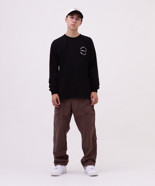 AVIREX(アヴィレックス)の「VARSITY LOGO L/S T-SHIRT / バーシティ ロゴ 長袖Tシャツ / AVIREX / アヴィレックス(Tシャツ/カットソー・メンズ・オレンジ/ネイビー/ブラック/オフホワイト・MEDIUM/LARGE/X-LARGE/XX-LARGE)」の10枚目の写真