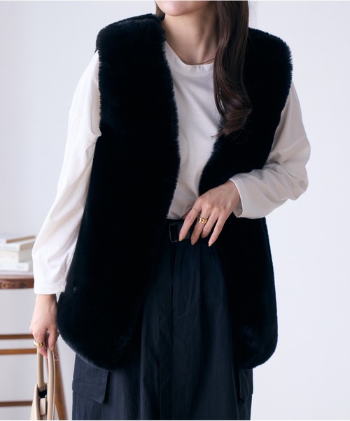 Ada.(エイダ)の「秋 新作ラウンドヘムベーシックロングTシャツ(Tシャツ/カットソー・レディース・ベージュ/ホワイト/ブラック/グレー系その他/ライトブルー・M)」の12枚目の写真