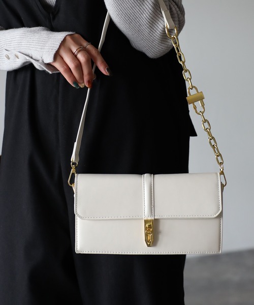 Riberry（リベリー）の「ベルトデザインミニショルダーバッグ（ショルダーバッグ・レディース・ブラウン/ホワイト/ベージュ/ブラック・FREE）」の8枚目の写真