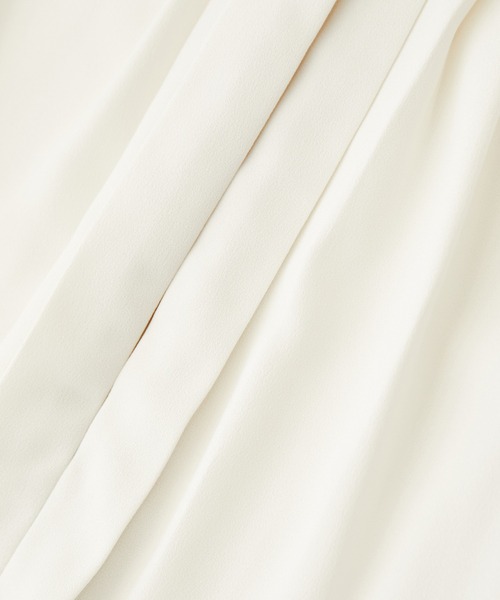 VIS（ビス）の「【防シワ・洗える】フロントタック長袖ブラウス（シャツ/ブラウス・レディース・ネイビー/ベージュ系その他/ピンク/ブルー系その他4/オフホワイト/サックスブルー/ブラック系その他/キナリ/ホワイト系その他5・L/M）」の19枚目の写真