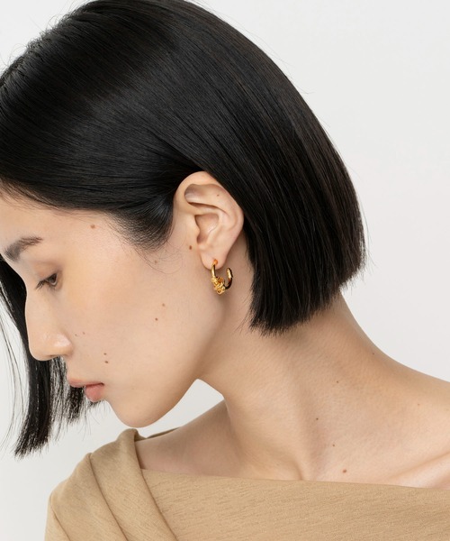 LAPUIS（ラピュイ）の「LAPUIS(ラピュイ)Double coil hoopピアス（ピアス（両耳用）・レディース・シルバー/ゴールド/マルチ・FREE）」の10枚目の写真