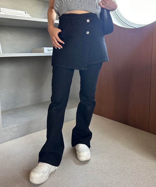 one after another NICE CLAUP(ワンアフターアナザーナイスクラップ)の「スカートセットデニムパンツ/マルチウェイ(デニムパンツ・レディース・ブラック/ネイビー・MEDIUM/SMALL)」の2枚目の写真