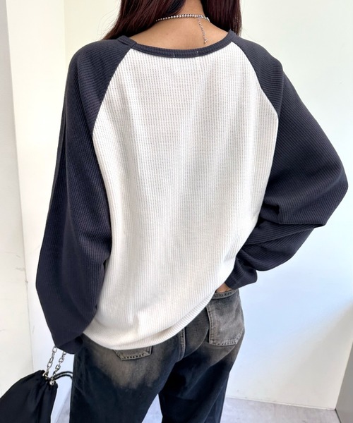 WHO'S WHO gallery（フーズフーギャラリー）の「シャーロットワッフルラグラントップス（Tシャツ/カットソー・レディース・チャコールグレー/ブラウン/ブラウン系その他/ネイビー/チャコール/トップグレー/グレー系その他/ブルー系その他/グレー系その他2/ブラウン系その他2/ブルー系その他2/グレー系その他3・FREE/SMALL）」の17枚目の写真