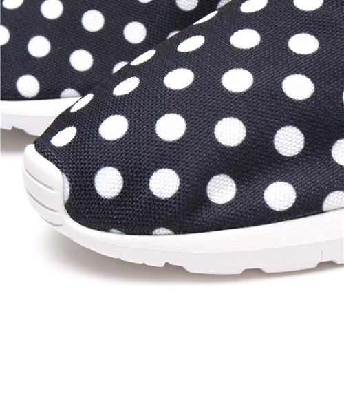 NIKE（ナイキ）の「ユニセックス ナイキ ローシ ドット柄 昆虫シリーズ NIKE ROSHE NM QS 810857（スニーカー・メンズ・D/A/B/C・27cm/28cm/24cm/24.5cm/27.5cm/28.5cm/26.5cm/29cm）」の11枚目の写真