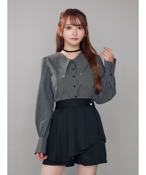 EATME（イートミー）の「ビジューボタン2wayプリーツショートパンツ（その他パンツ・レディース・ベージュ/ブラック・SMALL/MEDIUM）」の14枚目の写真