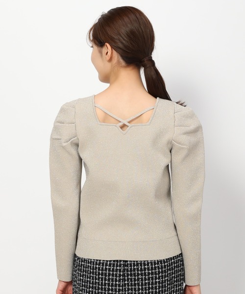 MISCH MASCH(ミッシュマッシュ)の「バックカットオフラメニット/MM338321(ニット/セーター・レディース・ホワイト/ベージュ/ブラック・フリ-)」の5枚目の写真