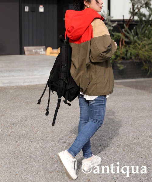 antiqua（アンティカ）の「撥水配色ジップフーディー（パーカー・レディース・カーキ/ブラック・FREE）」の4枚目の写真