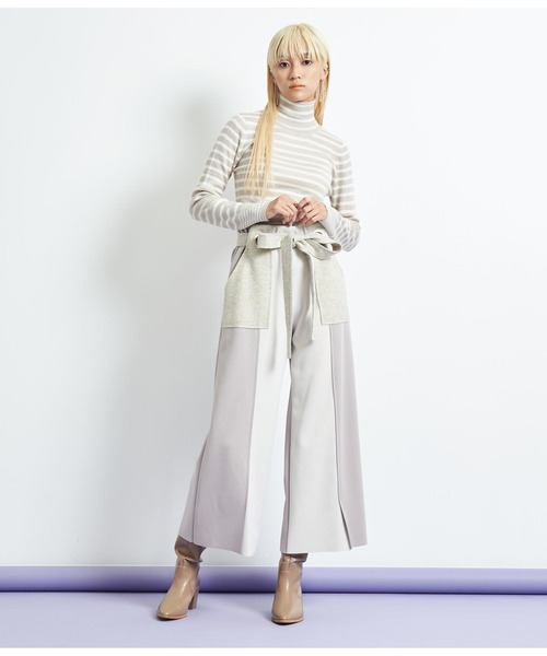 Settimissimo（セッティミッシモ）の「ピッチ変化ボーダータートルニット（ニット/セーター・レディース・グレイッシュベージュ/オフホワイト/ブラック・FREE）」の15枚目の写真