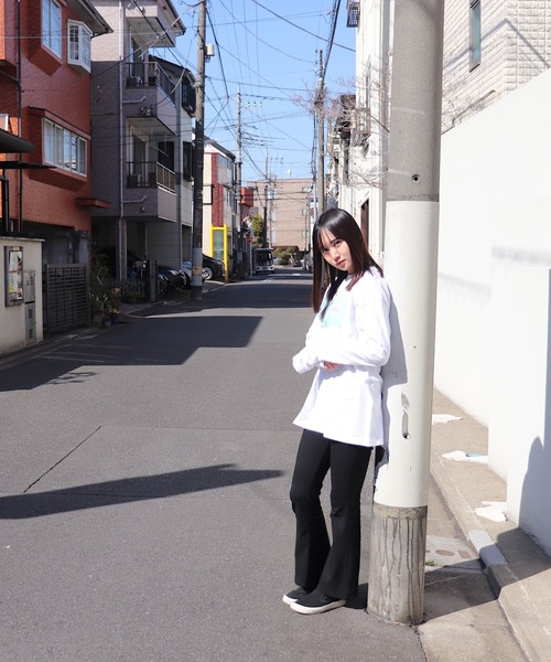 ONE DAY KMC （ワンデイケーエムシー）の「DEPROID / DEPROID×ushichan Cluster amaryllis girl L/S Tee（Tシャツ/カットソー・メンズ・ホワイト・FREE）」の4枚目の写真