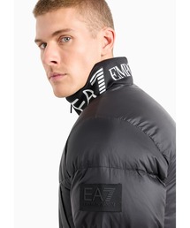 EMPORIO ARMANI EA7（エンポリオアルマーニイーエーセブン）の