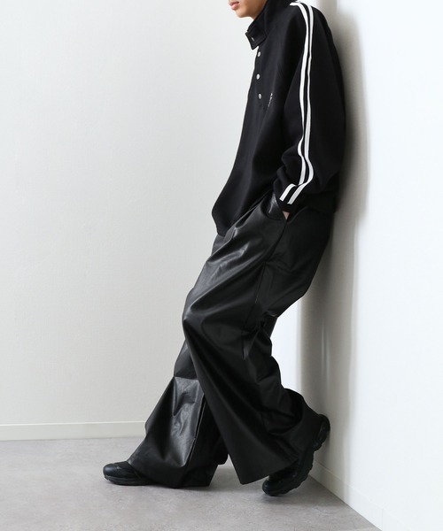 【セール】2タックPUレザーワイドフレア袴パンツ / ダブルタック PUレザーワイドフレアパンツ【セットアップ対応】（スラックス）｜Nilway（ニルウェイ）