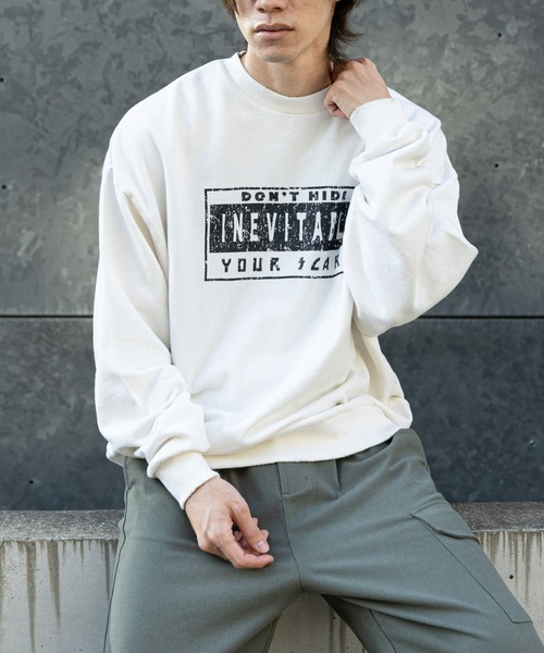 COLONY 2139（コロニートゥーワンスリーナイン）の「ピグメントダメージ裏毛クルー（BOX）（スウェット・メンズ・レッド/アイボリー/ブラック・LARGE/MEDIUM）」の5枚目の写真