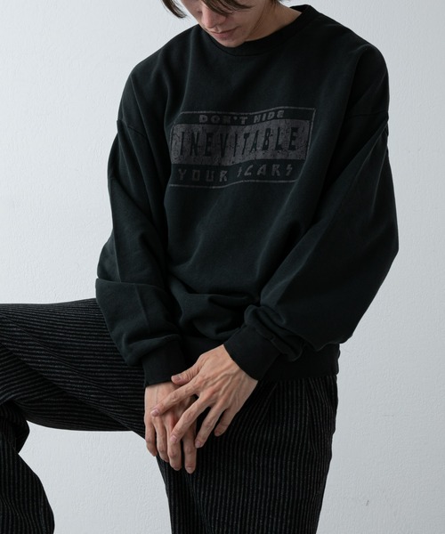 COLONY 2139（コロニートゥーワンスリーナイン）の「ピグメントダメージ裏毛クルー（BOX）（スウェット・メンズ・レッド/アイボリー/ブラック・LARGE/MEDIUM）」の14枚目の写真