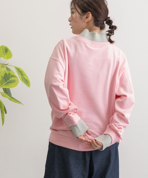 POU DOU DOU（プードゥドゥ）の「ハイネックニット裏毛プルオーバー（スウェット・レディース・ピンク/オートミール/ネイビー・3）」の5枚目の写真