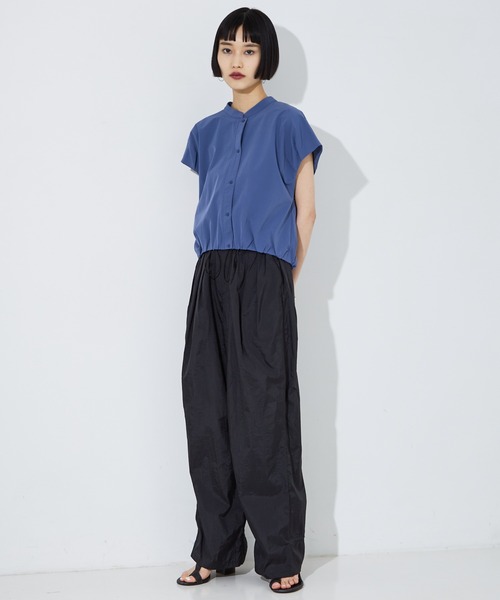 NOMINE(ノミネ)の「フレンチ ショートシャツ(シャツ/ブラウス・レディース・ホワイト/グレイッシュブルー/ブラック・フリー)」の4枚目の写真