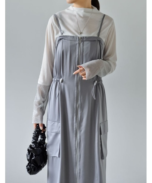 Re:EDIT（リエディ）の「[2024SS COLLECTION][低身長サイズ有]2WAYサテンフロントジップキャミワンピース（ワンピース・レディース・ホワイト/ブラック/グレー/モカ・SHORT/MEDIUM/LARGE）」の19枚目の写真