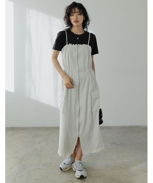 Re:EDIT（リエディ）の「[2024SS COLLECTION][低身長サイズ有]2WAYサテンフロントジップキャミワンピース（ワンピース・レディース・ホワイト/ブラック/グレー/モカ・SHORT/MEDIUM/LARGE）」の9枚目の写真