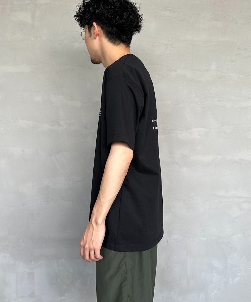 NANGA（ナンガ）の「[NANGA/ナンガ] 別注 ヒストリーロゴ バックプリントTシャツ（Tシャツ/カットソー・レディース・ブラック/ホワイト・S/XL/L/M）」の15枚目の写真