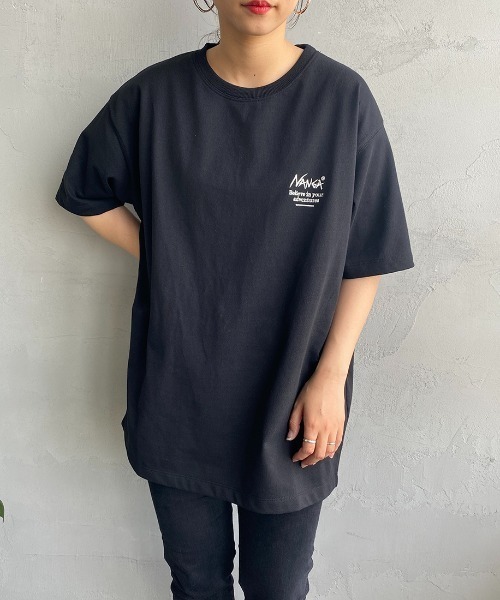 NANGA（ナンガ）の「[NANGA/ナンガ] 別注 ヒストリーロゴ バックプリントTシャツ（Tシャツ/カットソー・レディース・ブラック/ホワイト・S/XL/L/M）」の5枚目の写真