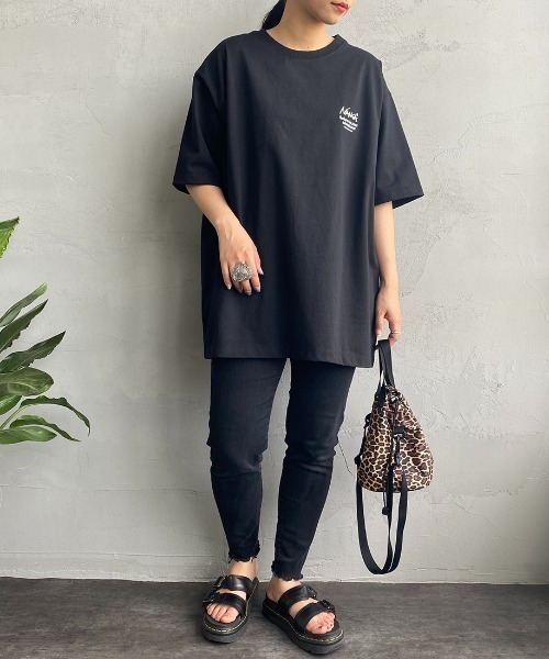 NANGA（ナンガ）の「[NANGA/ナンガ] 別注 ヒストリーロゴ バックプリントTシャツ（Tシャツ/カットソー・レディース・ブラック/ホワイト・S/XL/L/M）」の18枚目の写真