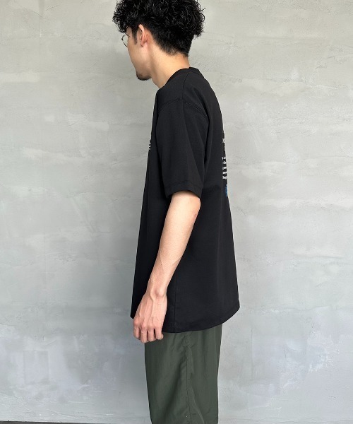 NANGA（ナンガ）の「[NANGA/ナンガ] 別注 ヒストリーロゴ バックプリントTシャツ（Tシャツ/カットソー・レディース・ブラック/ホワイト・S/XL/L/M）」の7枚目の写真