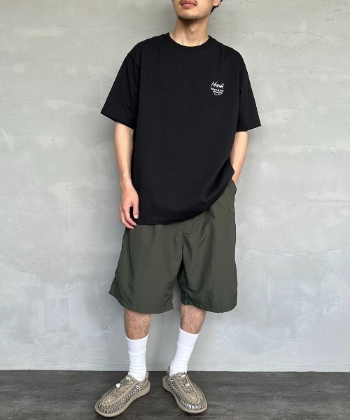 NANGA（ナンガ）の「[NANGA/ナンガ] 別注 ヒストリーロゴ バックプリントTシャツ（Tシャツ/カットソー・レディース・ブラック/ホワイト・S/XL/L/M）」の9枚目の写真