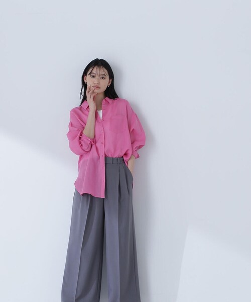 NATURAL BEAUTY BASIC（ナチュラルビューティーベーシック）の「◇ツータックワイドパンツ（その他パンツ・レディース・チャコールグレー/ベージュ・SMALL/MEDIUM）」の3枚目の写真