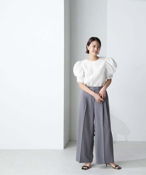 NATURAL BEAUTY BASIC（ナチュラルビューティーベーシック）の「◇ツータックワイドパンツ（その他パンツ・レディース・チャコールグレー/ベージュ・SMALL/MEDIUM）」の12枚目の写真